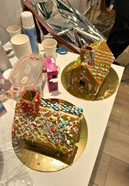 Gotowe domki z piernika udekorowane